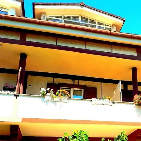 Appartamento Casa Magnolia Pomezia Esterno foto